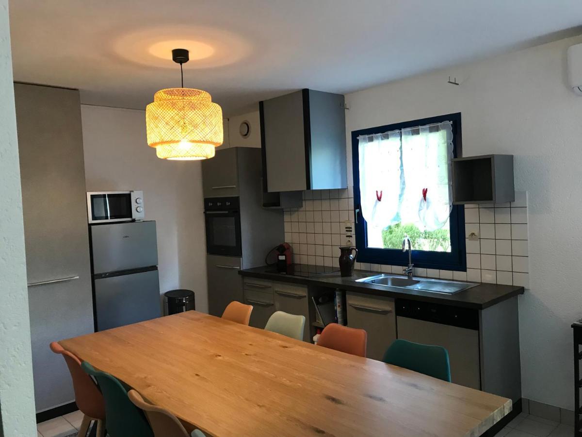 Gite Milin A Sizun Hebergement Confortable Pour 7 Pers エクステリア 写真