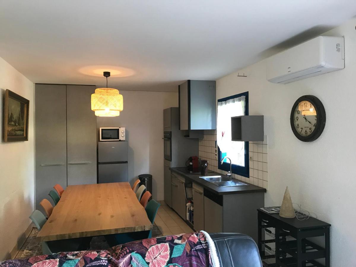 Gite Milin A Sizun Hebergement Confortable Pour 7 Pers エクステリア 写真