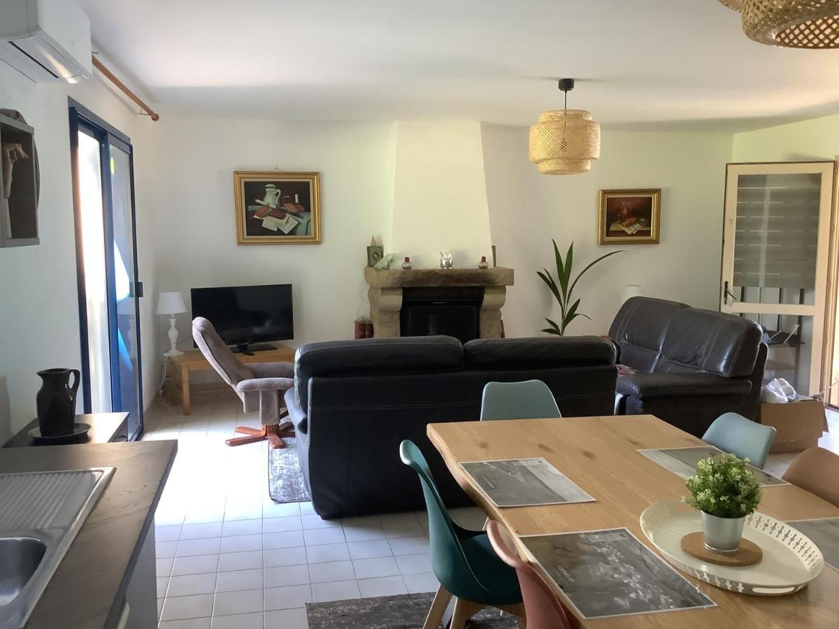 Gite Milin A Sizun Hebergement Confortable Pour 7 Pers エクステリア 写真